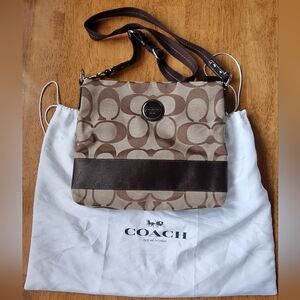 COACH Brown and Tan Vintage Y2K Crossbody Bag Purse